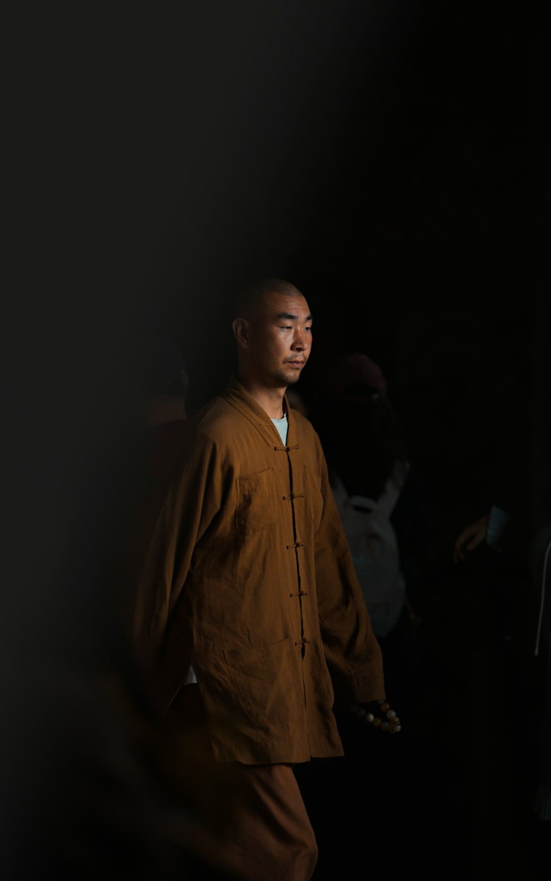演员黄渤称父母都患有阿尔兹海默症，他担心会被遗传